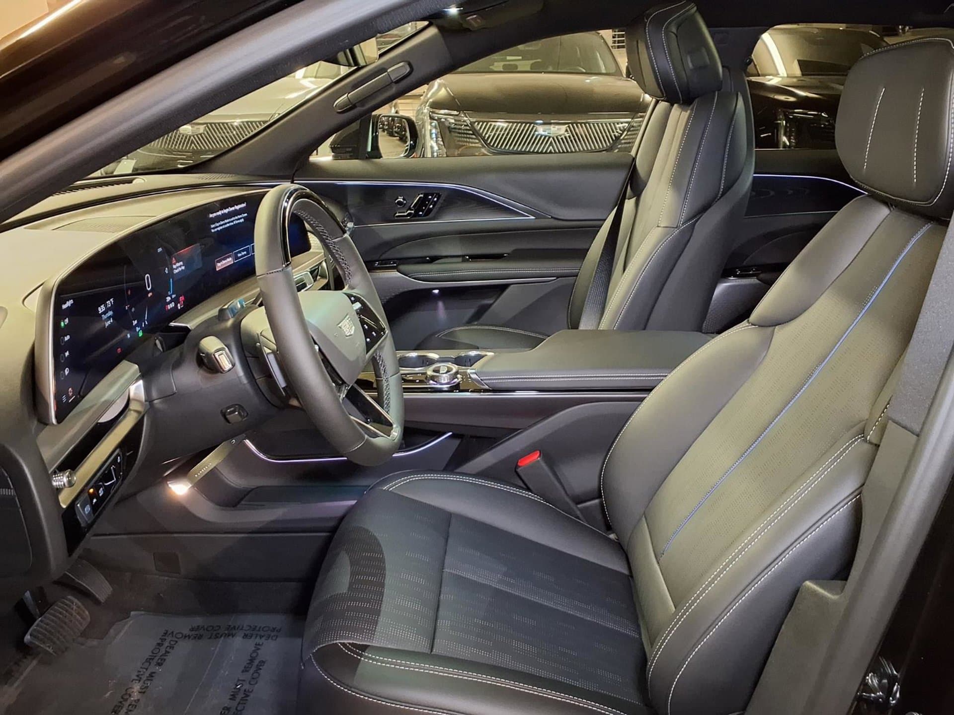 Cadillac LYRIQ 2026 thumbnail 8