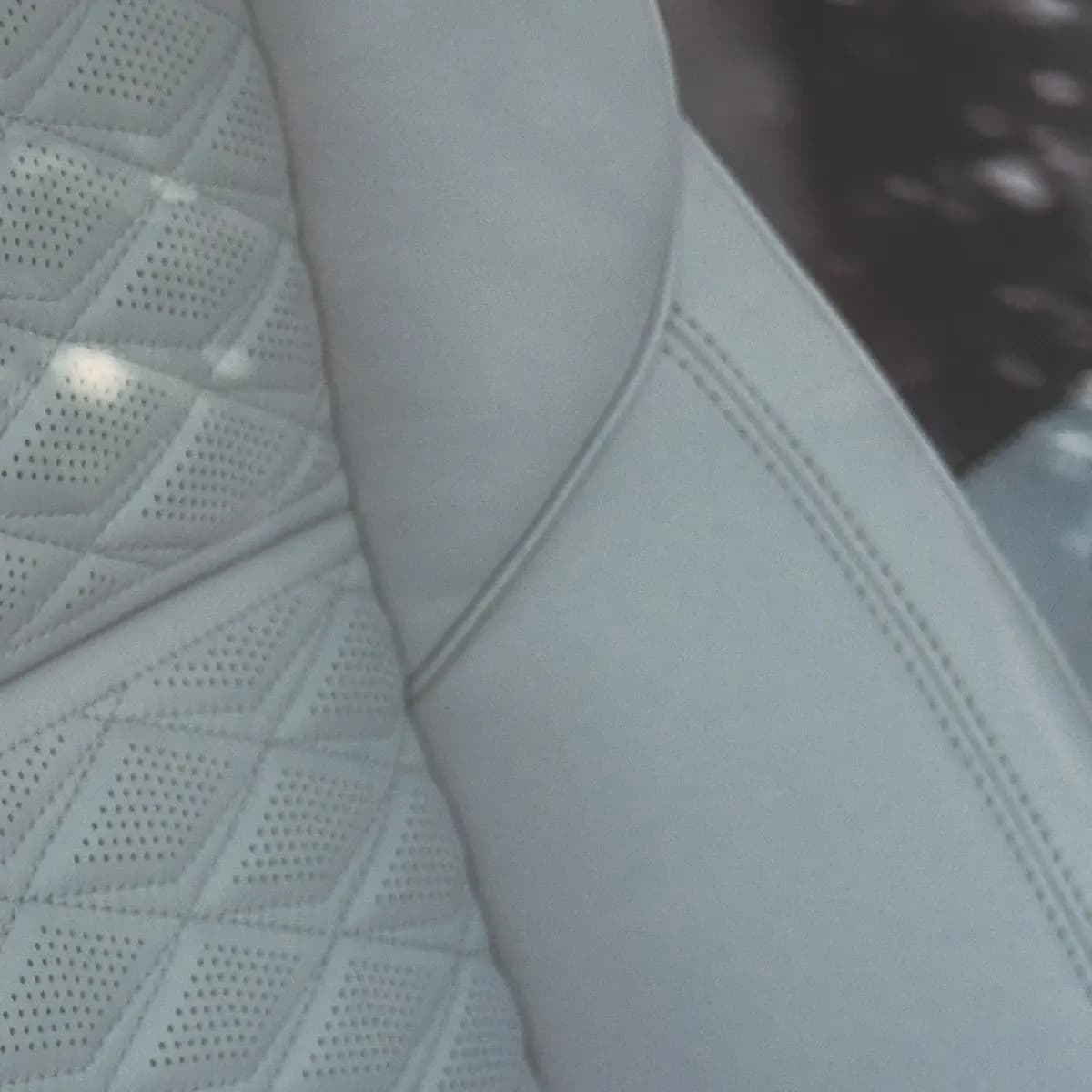 Escalade 2025 thumbnail 19