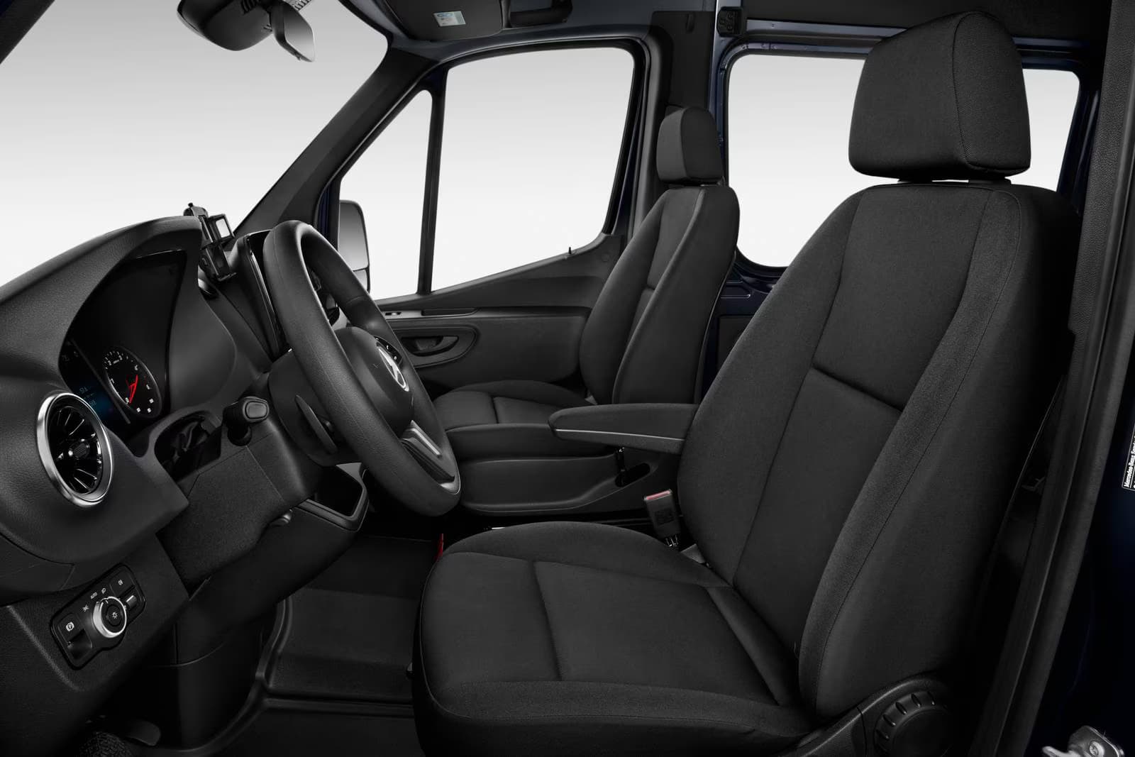 Mercedes Sprinter van 2024 thumbnail 10